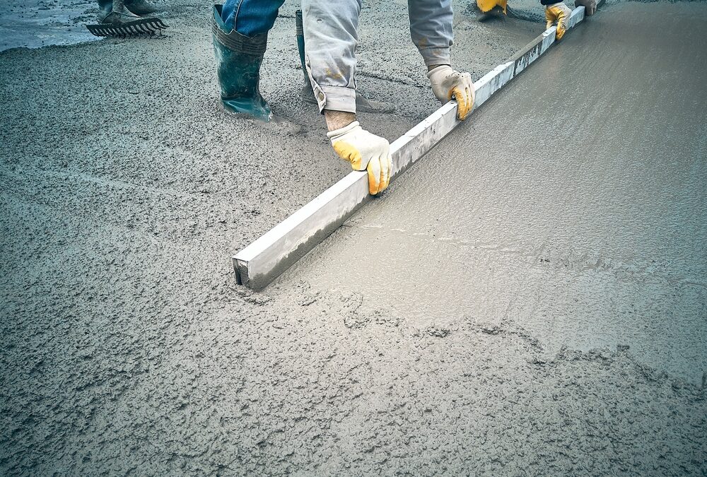 Chape liquide ou traditionnelle : laquelle choisir pour votre chantier ?